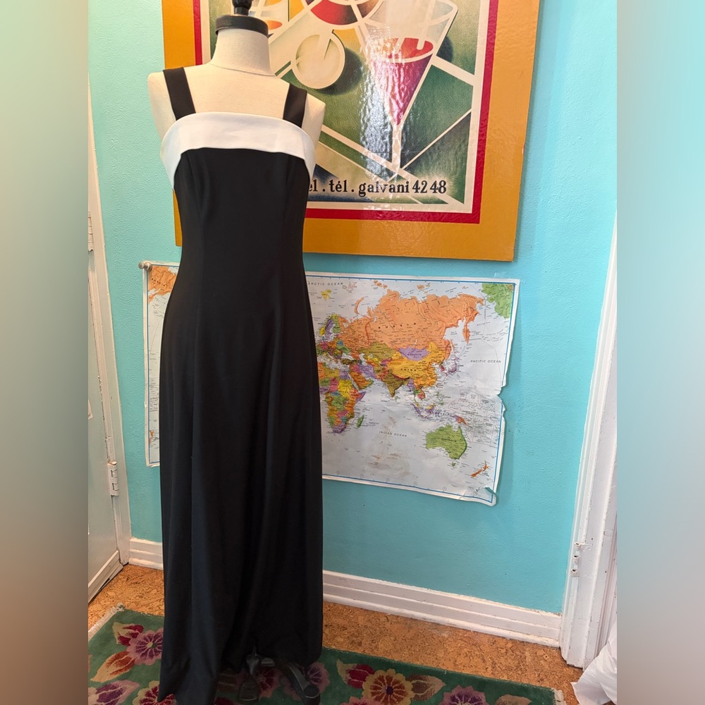 Classic Black and White Maxi Dress - Elegant Sleeveless Gown and bolero jacket
